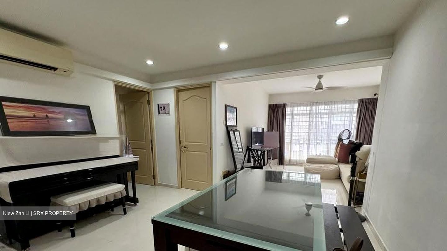 Blk 654B Jurong West Street 61 (Jurong West), HDB 5 Rooms #618810581